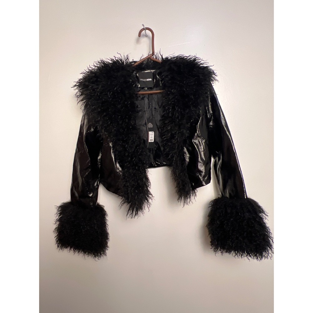 Fashion Nova Black Faux Leather Cropped Jacket with Faux Fur Trim
